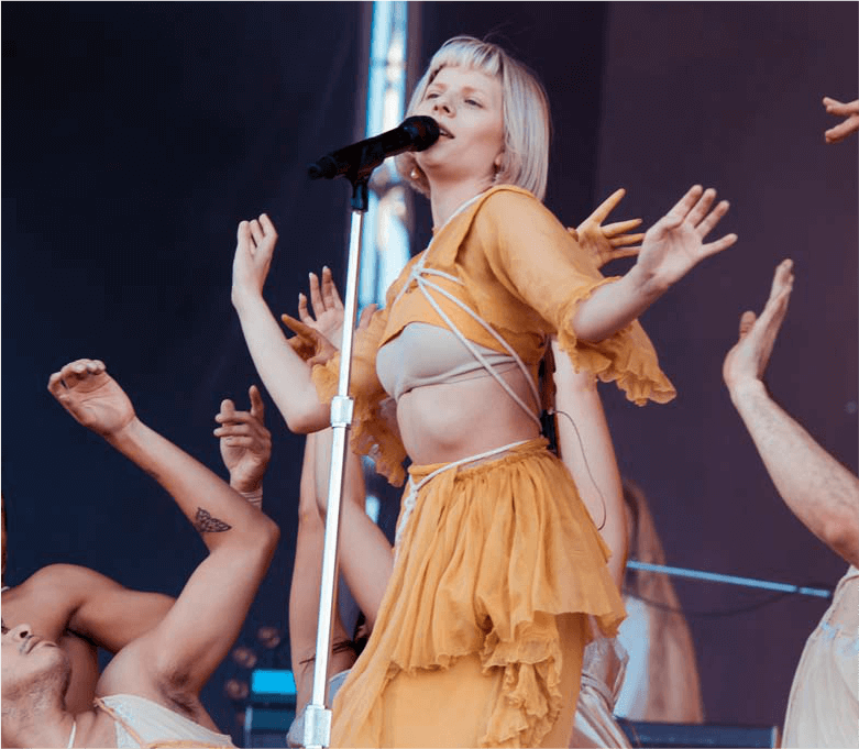 LOLLA 4